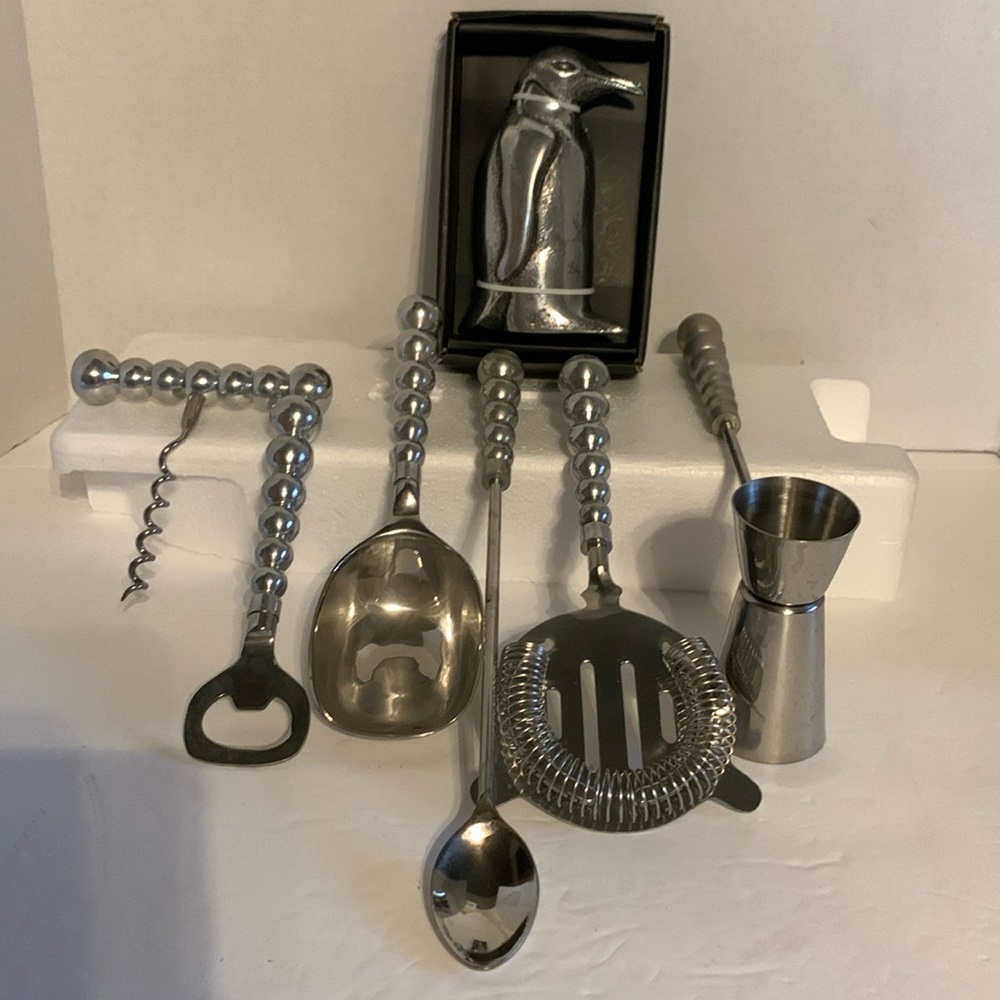 7 piece,bubble handled,heavy aluminum bar ware set plus penguin 🐧bottle opener
